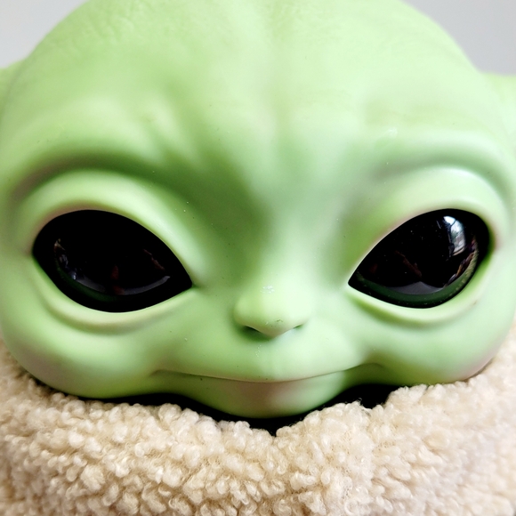 Disney Star Wars Mandalorian Squeeze & Blink Grogu 11" - Picture 6 of 11